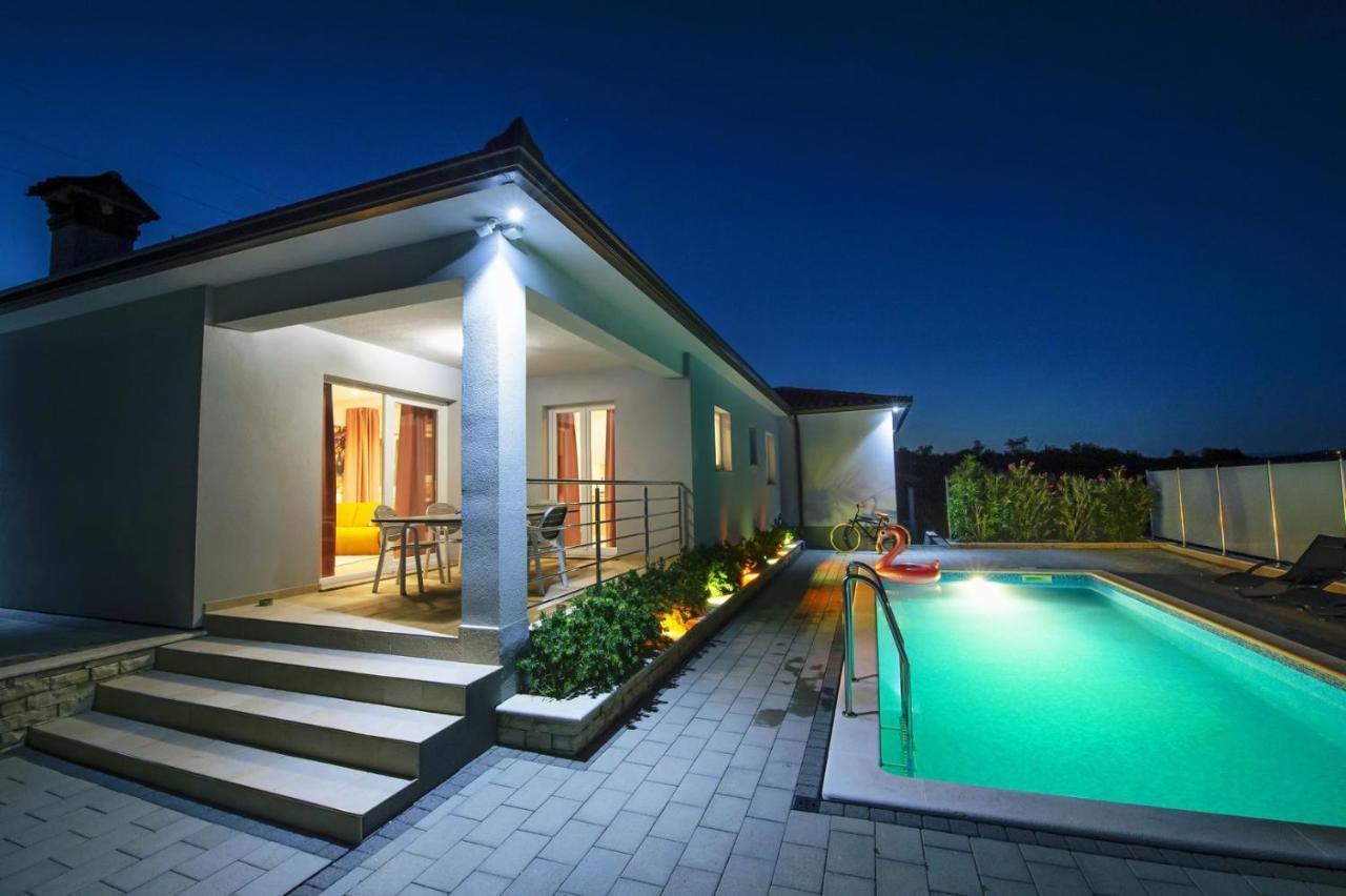Villa La Casa De Papel Labin  Exterior foto